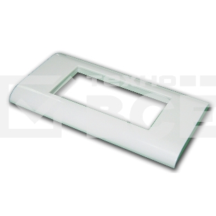 Пластиковая накладка на цоколь, 45x90, белая