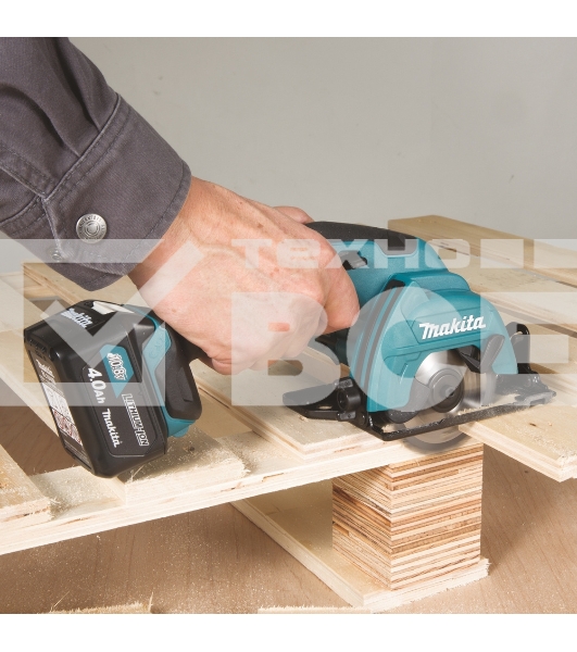 Пила циркулярная MAKITA HS301DWAE10.8В 2х2Ач Li-ion 1500об\м диск-ф85мм рез-25.5мм 1.6кг чем