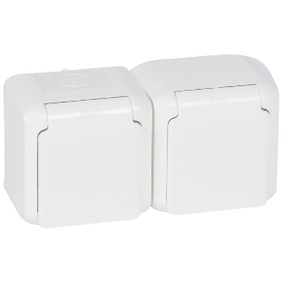 Розетка Legrand 2-м ОП Quteo 16А с защитной крышкой, защитные шторки, с заземлением IP44 белая Leg 782323