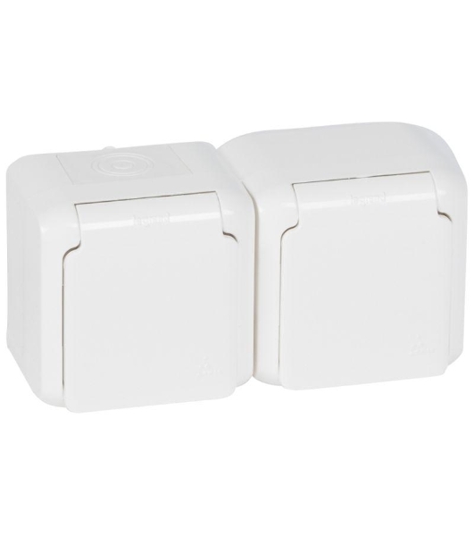 Розетка Legrand 2-м ОП Quteo 16А с защитной крышкой, защитные шторки, с заземлением IP44 белая Leg 782323