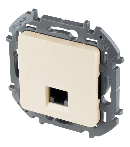 Информационная розетка RJ45 категория 6 UTP слоновая кость