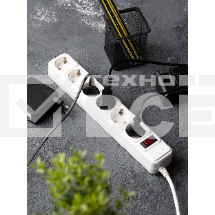 Сетевой фильтр EKF UFP10-375-6-03 6x3 м 10А/2,2 кВт с выкл. c/з ПВС 3х0,75 Блокбастер EKF PROxima