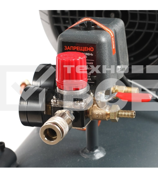 Компрессор Patriot поршневой масляный Professional 100-400, 400 л/мин, 8 бар, 2200 Вт, 100 л, быстросъемный 1/4