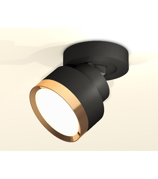 Светильник Ambrella Light XM8102004 SBK/PYG черный песок/золото желтое полированное GX53 (A2229, A2106, C8102, N8124)