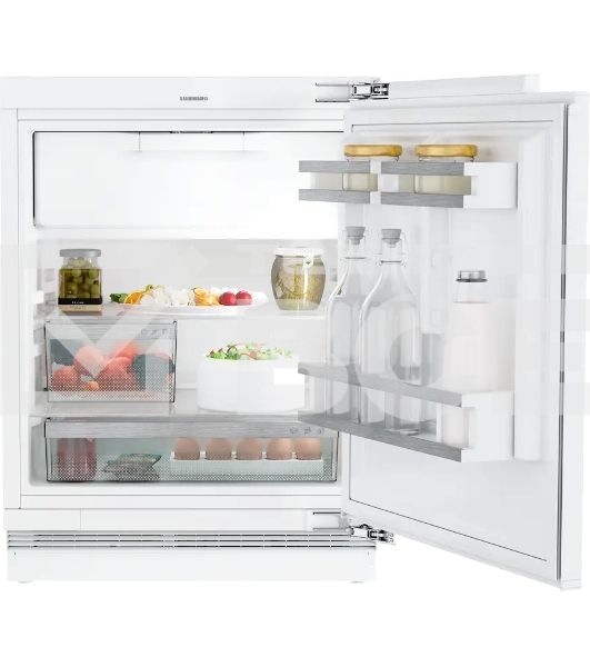 Встраиваемый холодильник Liebherr Pure, высота 82-88 см, door-on-door, с морозильным отделением, сенсорная электроника внутри камеры.