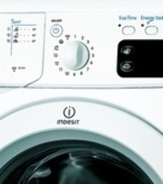 Стиральная машина Indesit IWSE 6105(CIS)L белый, загр. фронтальная макс.: 6 кг 1000 об/мин класс: А