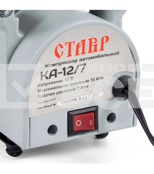 Компрессор автомобильный СТАВР КА-12/7(12В, рабочее давление 7Атм, максимальное давление 10Атм, максимальный ток потребления 14А, производительность 35 л/мин, диаметр цилиндра 30мм, длина шланга компрессора 1м, длина шнура питания 2м, вес 1,85кг.)