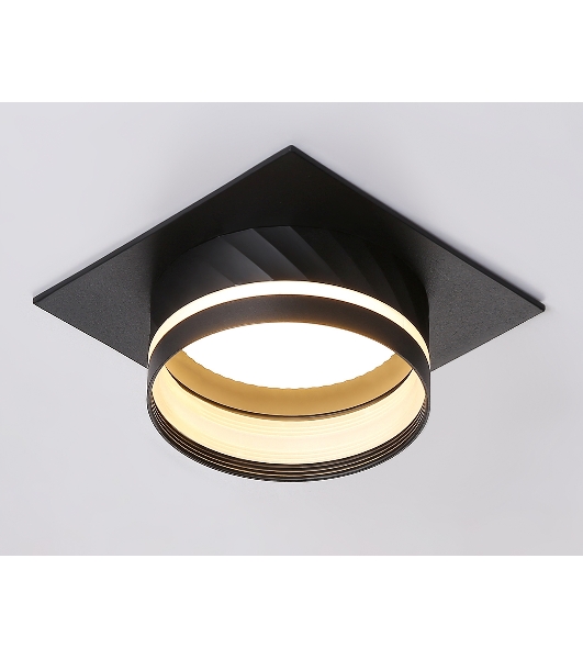 Светильник Ambrella light TN5222 BK черный GX53 110*110*50