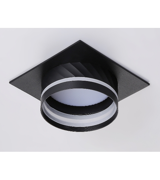 Светильник Ambrella light TN5222 BK черный GX53 110*110*50