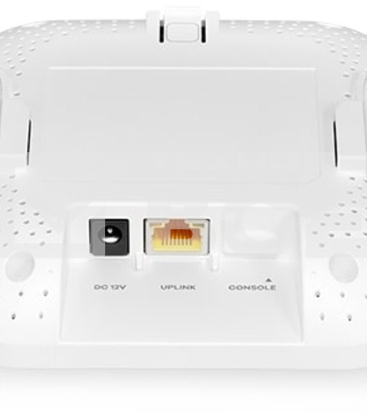 Точка доступа Zyxel NebulaFlex NWA90AX PRO, WiFi 6, 802.11a/b/g/n/ac/ax (2,4 и 5 ГГц), MU-MIMO, антенны 3x3, до 575+2400 Мбит/с, 1xLAN 2.5GE, PoE, защита от 4G/5G, БП в комплекте