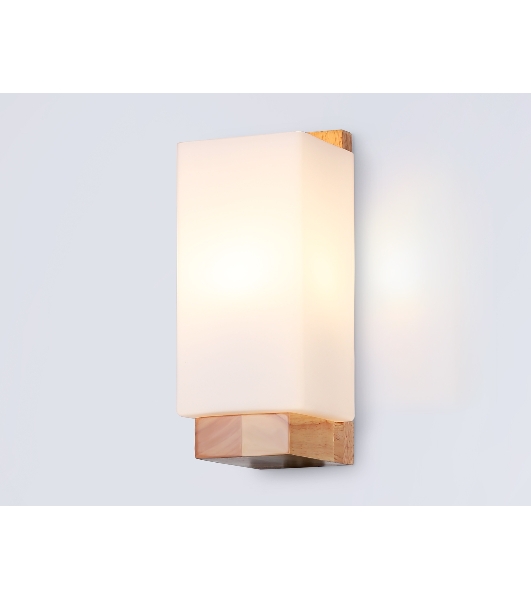 Светильник Ambrella light TR83122 LW/FR светлое дерево/белый матовый E27 max 40W 250*125*100