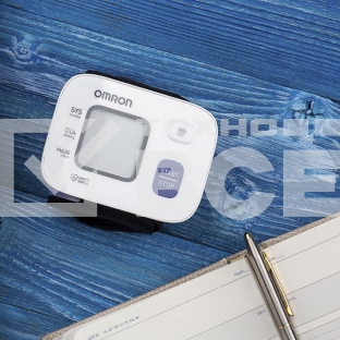 Тонометр автоматический OMRON RS2 (HEM-6121-RU)
