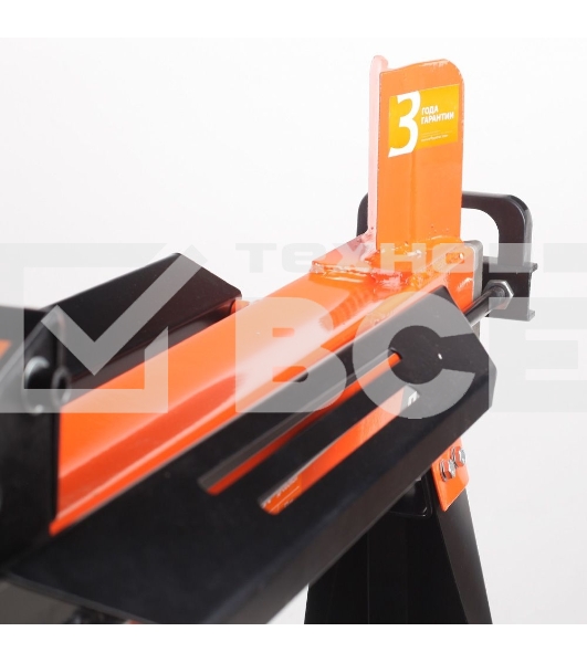 Дровокол электрический PATRIOT CE 5322, 2.2кВт, 5тонн, длина макс 52 см, диаметр макс 25см, в комплекте станина, вес 45 кг