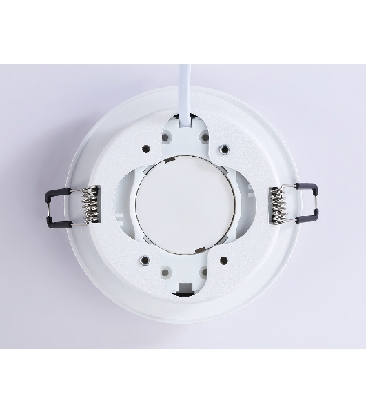 Светильник Ambrella light TN5226 WH/GD белый/золото GX53 max 12W D110*35