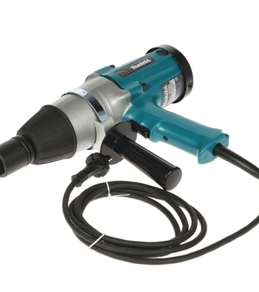 Гайковерт Makita 6906 Гайковерт ударный 6906 850Вт,1600у\м,588Нм,квадрат 3\4',5кг,чем,М16-М22