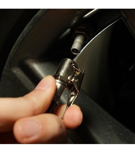 Пистолет для накачки шин Deko DKTG01 100л/мин серый/серебристый