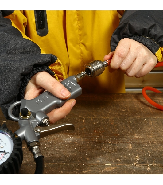 Пистолет для накачки шин Deko DKTG01 100л/мин серый/серебристый