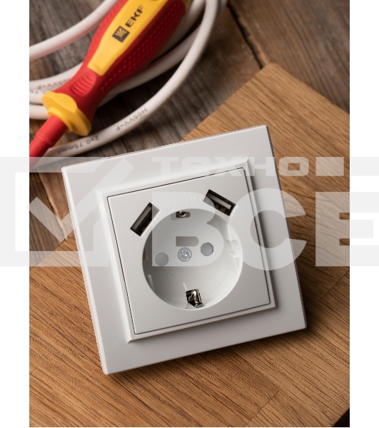 Розетка 1-местная СП с/з 16А белая с защ. штор. с 2 USB 2,1А EKF Минск