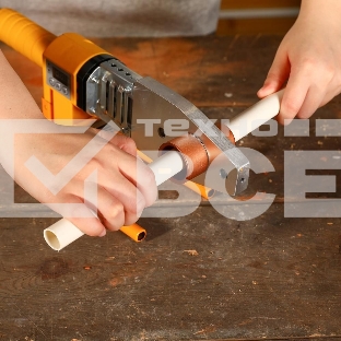 Сварочный аппарат для пластиковых труб Deko PPWM2100W LCD раструбная 2.1кВт (кейс в комплекте)