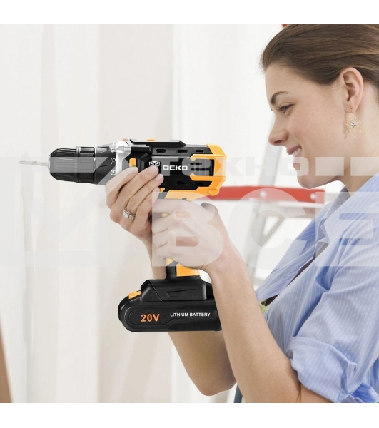 Аккумуляторная дрель DEKO DKCD20FU-Li (063-4103) 20В 1.5Ahx2 63 с набором 63 предмета в кейсе