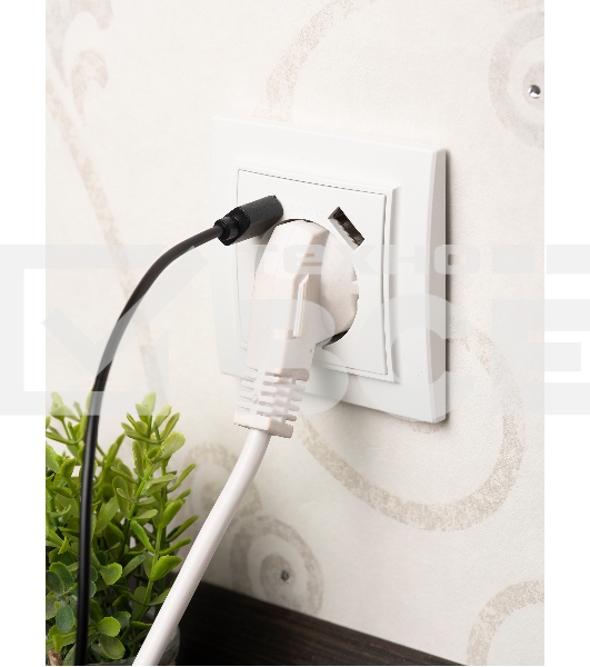 Розетка 1-местная СП с/з 16А белая с защ. штор. с 2 USB 2,1А EKF Минск