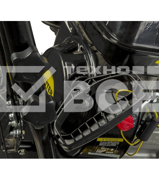 Подметательная машина Huter SGC 4100S бензиновый, 6.5 л.с., самоходный