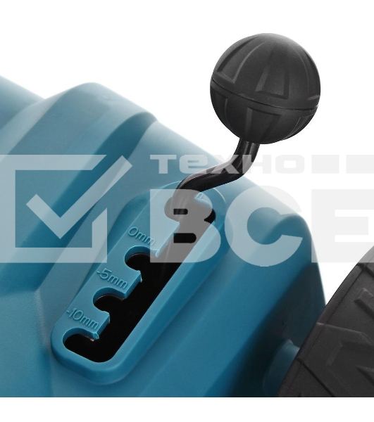 Скарификатор Makita UV3600 {1800Вт,36см,3700об\мин,4уров(-10+5мм),40л,нож-фреза,15.3кг,кор}