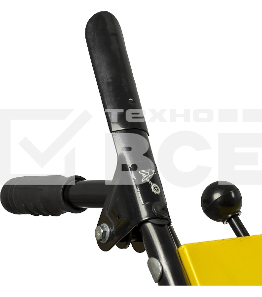 Подметательная машина Huter SGC 4100S бензиновый, 6.5 л.с., самоходный
