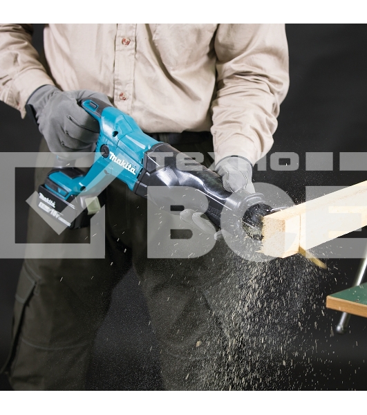 Ножовка MAKITA DJR186RFE 18726618в 2х3ачli-ion 0-2800об\м ход-32мм рез-255мм 3.5кг чем подсв