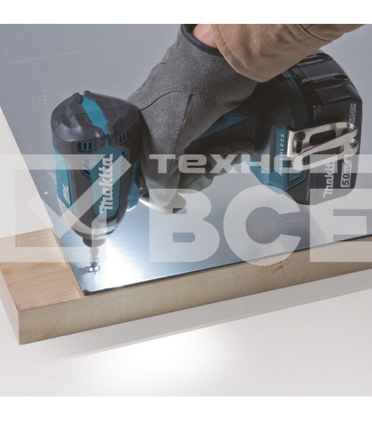 Гайковерт аккумуляторный MAKITA DTD153Zб\щет 18в li-ion 0-3400об\м 6-ти гр1\4'' 1.3кг б\ак з\у