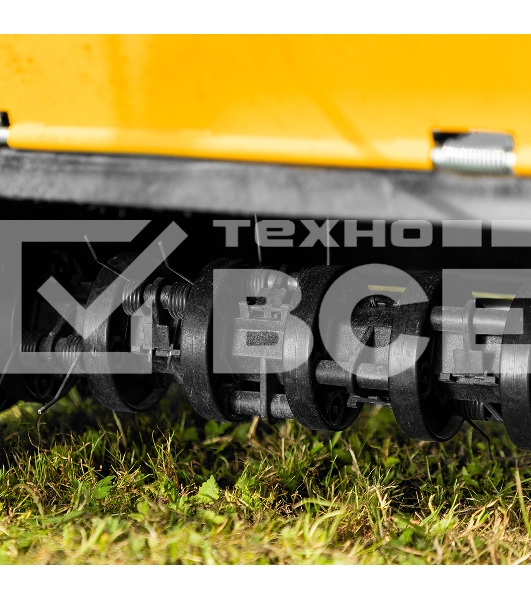 Скарификатор-аэратор бензиновый SAG-400, 212 см3, -15/+10 мм, 40 см  Denzel