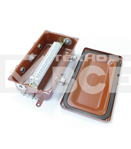 Коробка КЗНС-16 УХЛ1.5 IP65 с латунными сальниками ЗЭТА zeta30316