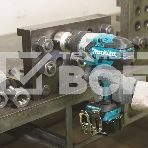 Гайковерт акк MAKITA DTW1002Zб\щ, 18В, Li-ion, 2200 у\м, 1000Нм, кв 1\2