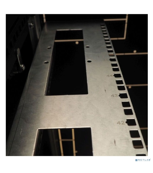Шкаф серверный напольный 42U (600 1200) дверь перфорированная 2 шт., цвет черный