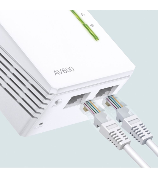 Сетевое оборудование TP-Link TL-WPA4220 300Mbps Wireless AV500 Powerline Extender, 500Mbps Powerline Datarate, 2 10/100Mbps Fast Ethernet ports, HomePlug AV, Plug and Play, WiFi Clone, Single Pack