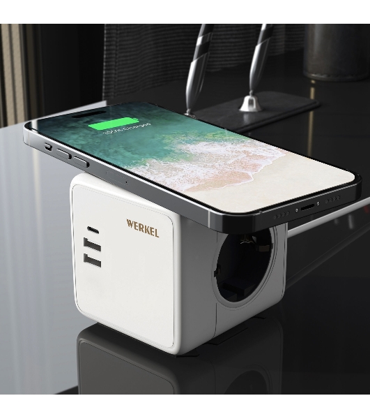 Розеточный блок 3-местный + 3 USB + беспроводная зарядка